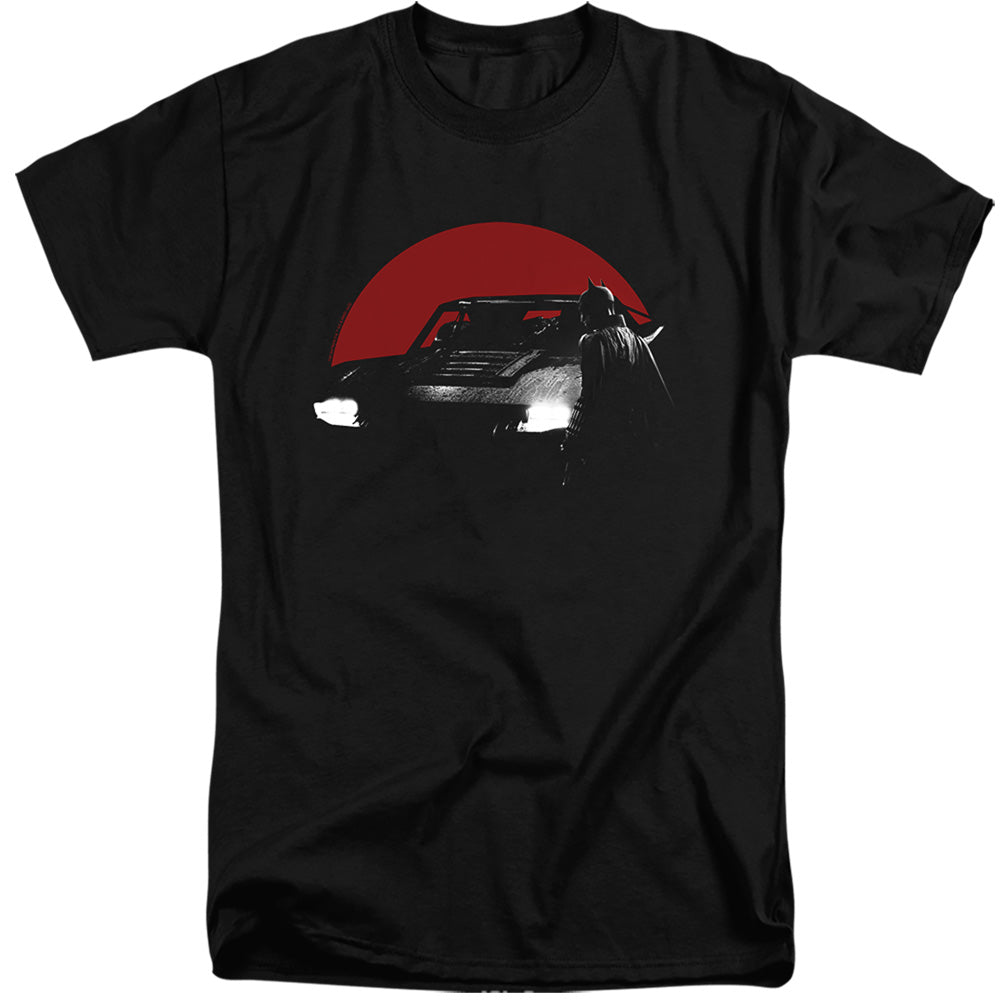THE BATMAN : RED MOON AND BATMOBILE ADULT TALL FIT SHORT SLEEVE Black XL