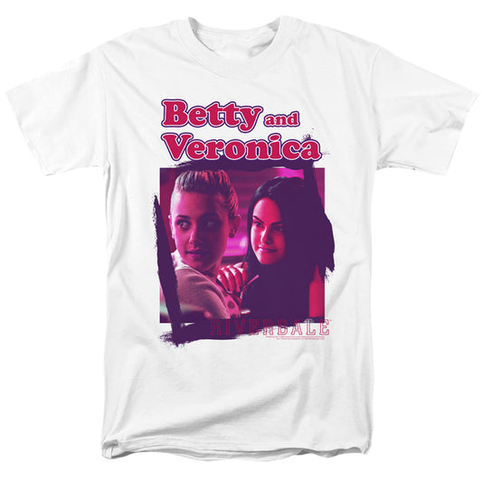 RIVERDALE : BETTY AND VERONICA S\S ADULT 18\1 White 2X